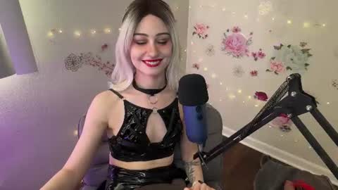 Snapshot of princessstarrxxx chatting on 07-21-26, 08:55 Starr online show from 07-21-26, 08:55
