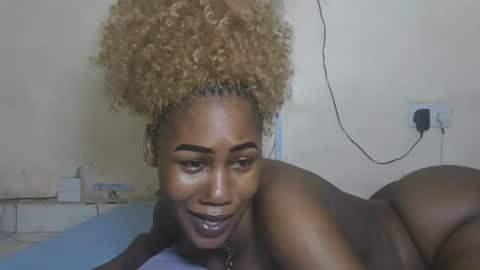 FENNY online show from 11-05-25, 02:11