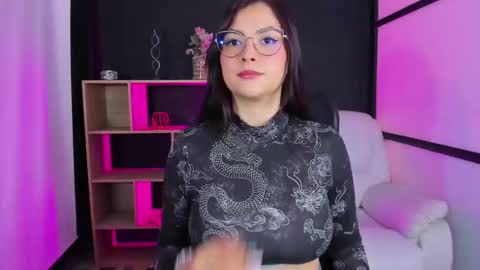    online show from 10-26-25, 08:37