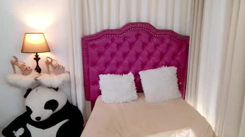 princessyanzy1 online show from 09-09-25, 04:56