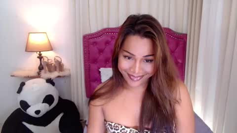 princessyanzy1 online show from 10-22-25, 11:59