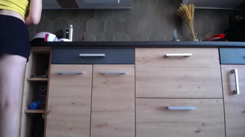 Space online show from 09-11-25, 08:03