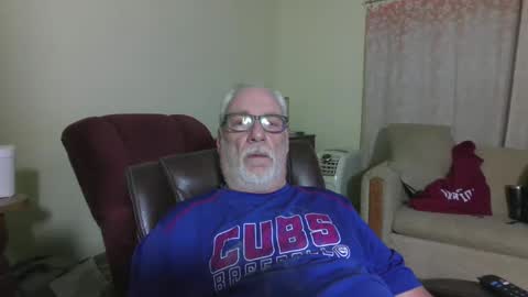 Snapshot of prlbob77 chatting on 01-15-26, 11:52 prlbob77 online show from 01-15-26, 11:52