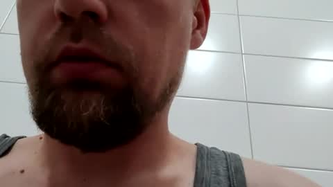 Snapshot of profan2o chatting on 06-26-26, 02:54 profan2o online show from 06-26-26, 02:54