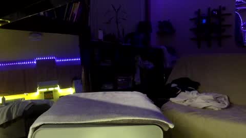 ProfNUWear online show from 01-21-25, 01:32