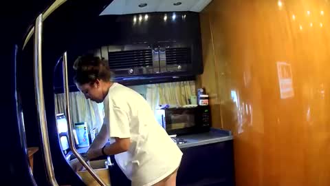 LG online show from 04-18-26, 08:20