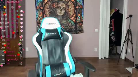 Di online show from 04-16-26, 08:26