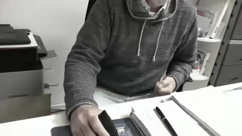 mature hairy guy online show from 05-16-26, 03:44