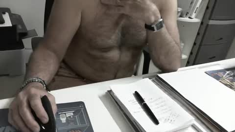 mature hairy guy online show from 05-25-26, 03:07