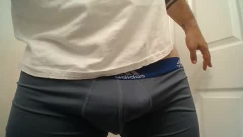 Snapshot of proseccopapi23 chatting on 05-18-26, 04:07 proseccopapi23 online show from 05-18-26, 04:07
