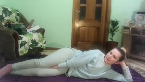 proud sweet 21 online show from 02-21-25, 10:15