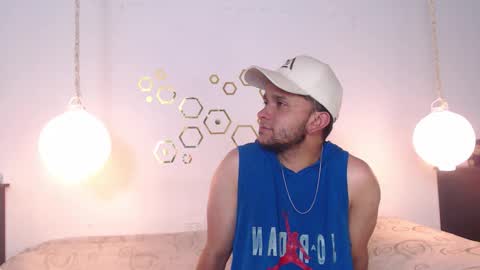 Snapshot of provincute chatting on 09-14-25, 04:00 Adris Juan online show from 09-14-25, 04:00