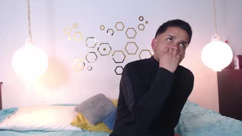 Snapshot of provincute chatting on 09-21-25, 02:13 Adris Juan online show from 09-21-25, 02:13