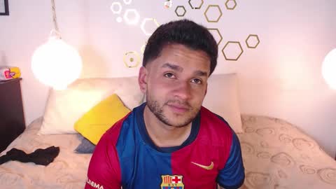 Snapshot of provincute chatting on 10-12-25, 02:10 Adris Juan online show from 10-12-25, 02:10