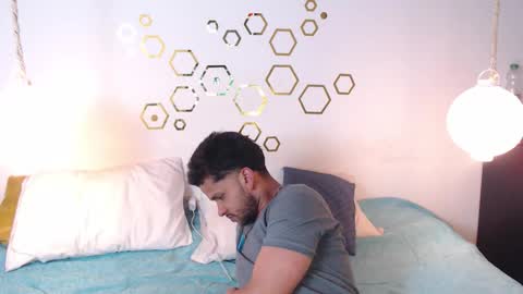 Snapshot of provincute chatting on 10-25-25, 01:57 Adris Juan online show from 10-25-25, 01:57