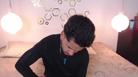 Snapshot of provincute chatting on 11-02-25, 01:41 Adris Juan online show from 11-02-25, 01:41