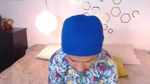 Snapshot of provincute chatting on 11-03-25, 01:51 Adris Juan online show from 11-03-25, 01:51