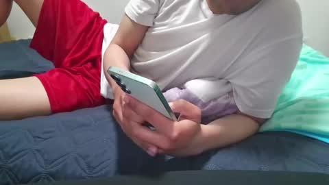 Prozacplz online show from 04-26-26, 04:32