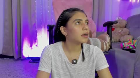    INDEPENDENT MODEL online show from 04-30-26, 09:19