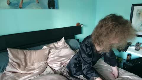 prxscillia_tx online show from 09-22-25, 06:48