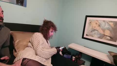 prxscillia_tx online show from 01-12-26, 04:56