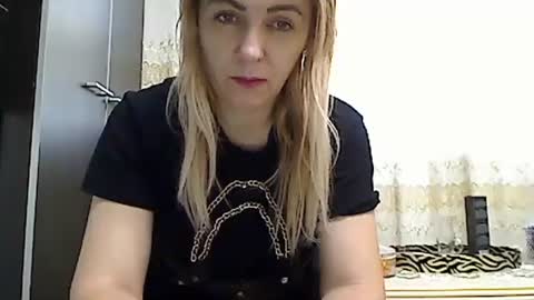 Pryncess sweety online show from 11-03-25, 07:42