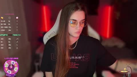 Snapshot of ps6pro chatting on 12-17-25, 12:05 Queen of Pain online show from 12-17-25, 12:05