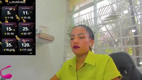 Snapshot of psique_naughty2 chatting on 02-10-25, 06:35 psique_naughty2 online show from 02-10-25, 06:35