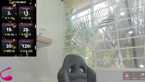 Snapshot of psique_naughty2 chatting on 02-15-25, 05:17 psique_naughty2 online show from 02-15-25, 05:17