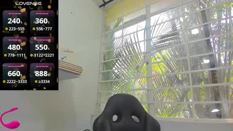 Snapshot of psique_naughty2 chatting on 02-23-25, 03:51 psique_naughty2 online show from 02-23-25, 03:51