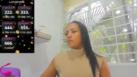 Snapshot of psique_naughty2 chatting on 02-26-25, 06:43 psique_naughty2 online show from 02-26-25, 06:43
