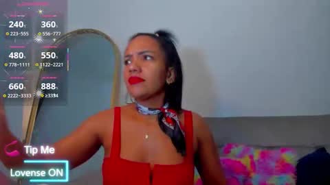 Snapshot of psique_naughty2 chatting on 05-14-26, 06:15 psique_naughty2 online show from 05-14-26, 06:15