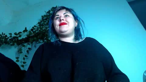 Snapshot of psychobitch69 chatting on 11-30-25, 03:16 OlivePsy online show from 11-30-25, 03:16