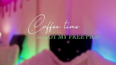 Snapshot of psychodoll_11 chatting on 06-29-26, 11:05 psycodoll online show from 06-29-26, 11:05