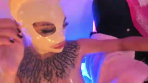 Snapshot of psychodoll_11 chatting on 07-08-26, 09:25 psycodoll online show from 07-08-26, 09:25