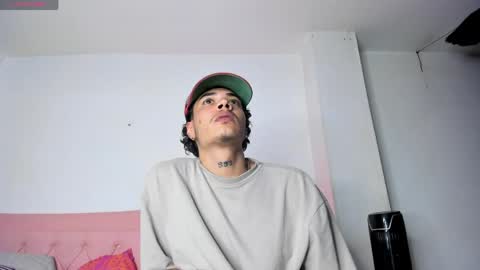 Snapshot of puca_and_garu chatting on 05-09-26, 11:54 puca_and_garu online show from 05-09-26, 11:54