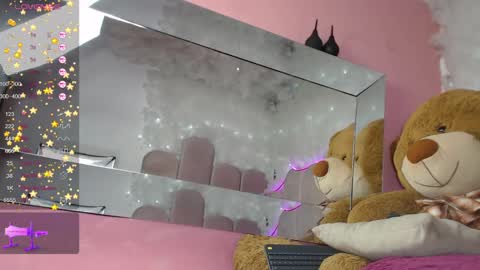 Snapshot of puca_eboony chatting on 12-20-24, 08:12 pucca online show from 12-20-24, 08:12