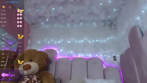 Snapshot of puca_eboony chatting on 01-22-25, 12:38 pucca online show from 01-22-25, 12:38