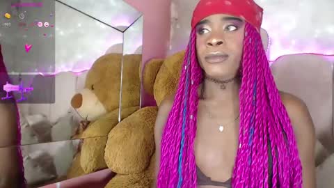 Snapshot of puca_eboony chatting on 02-12-25, 05:16 pucca online show from 02-12-25, 05:16