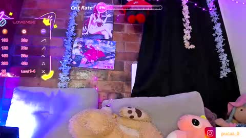 Snapshot of pucaa_ chatting on 09-23-25, 11:30 Emma Rico model indep online show from 09-23-25, 11:30