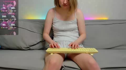 Snapshot of puddingpantie chatting on 04-17-26, 05:38 puddingpantie online show from 04-17-26, 05:38