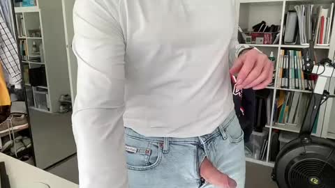 puffiest online show from 07-19-26, 04:05