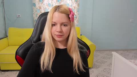 Victoria online show from 03-02-25, 03:56