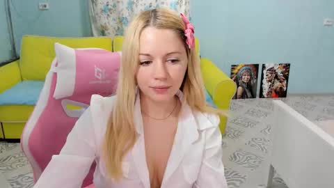 Victoria online show from 10-03-25, 02:30