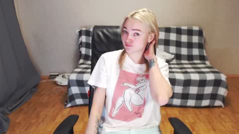 Polly online show from 12-10-24, 03:52