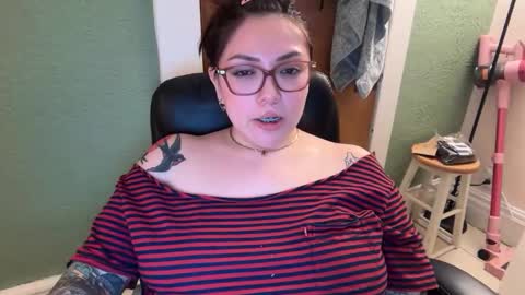 Pumpkin bunny online show from 05-15-26, 07:15