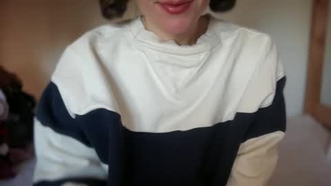 Madison Oak online show from 11-21-25, 02:27