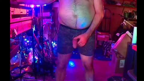 punkrunr083 online show from 06-01-26, 08:49