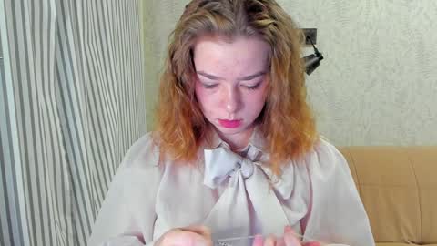 Snapshot of puoli chatting on 12-02-24, 02:52 Polly online show from 12-02-24, 02:52