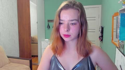 Snapshot of puoli chatting on 12-10-24, 11:43 Polly online show from 12-10-24, 11:43
